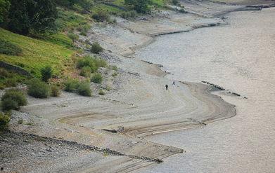 旱灾图片壁纸欧美